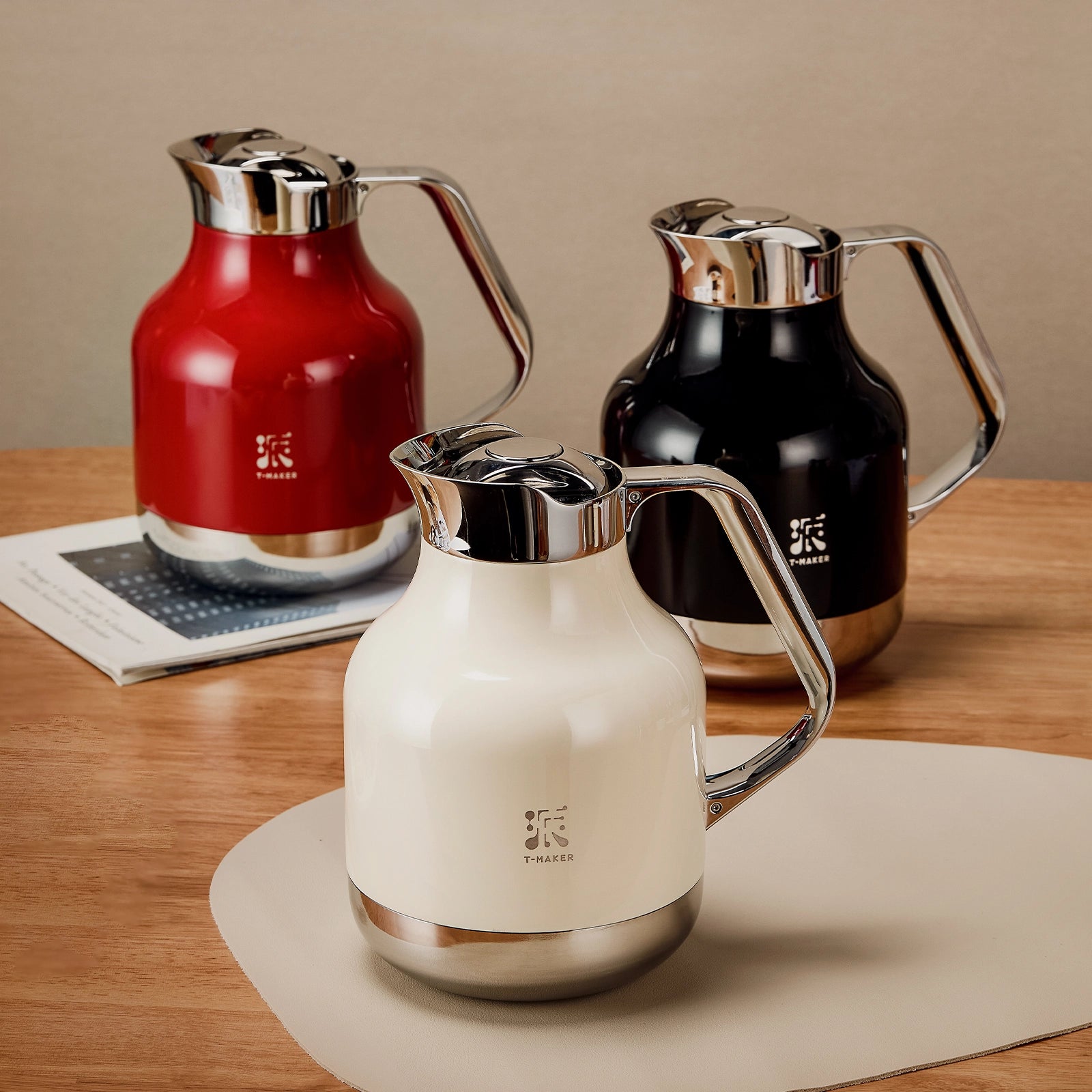 40 Oz Thermal Steeping Teapot with Infuser White