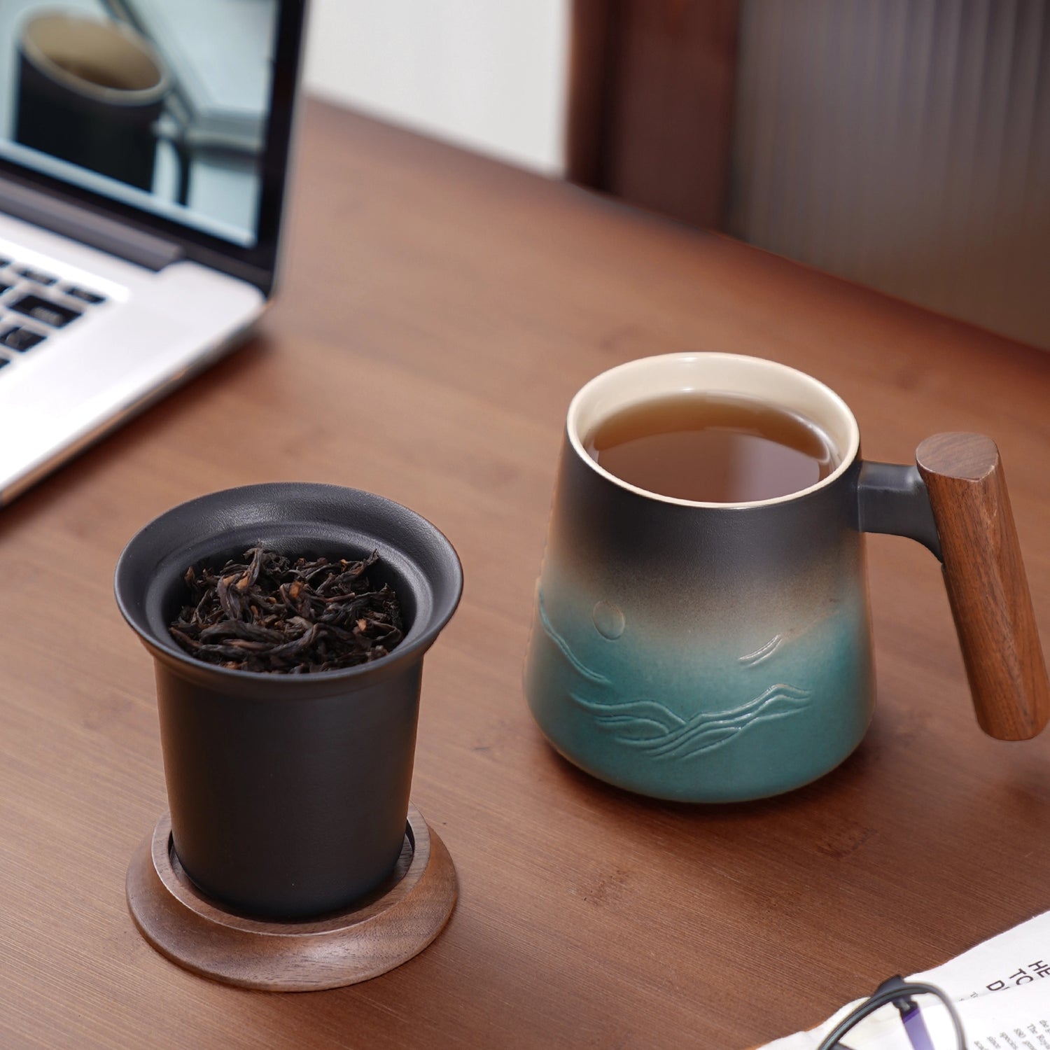 Gradient Blue Ceramic Mug with Lid and Infuser 14.5oz