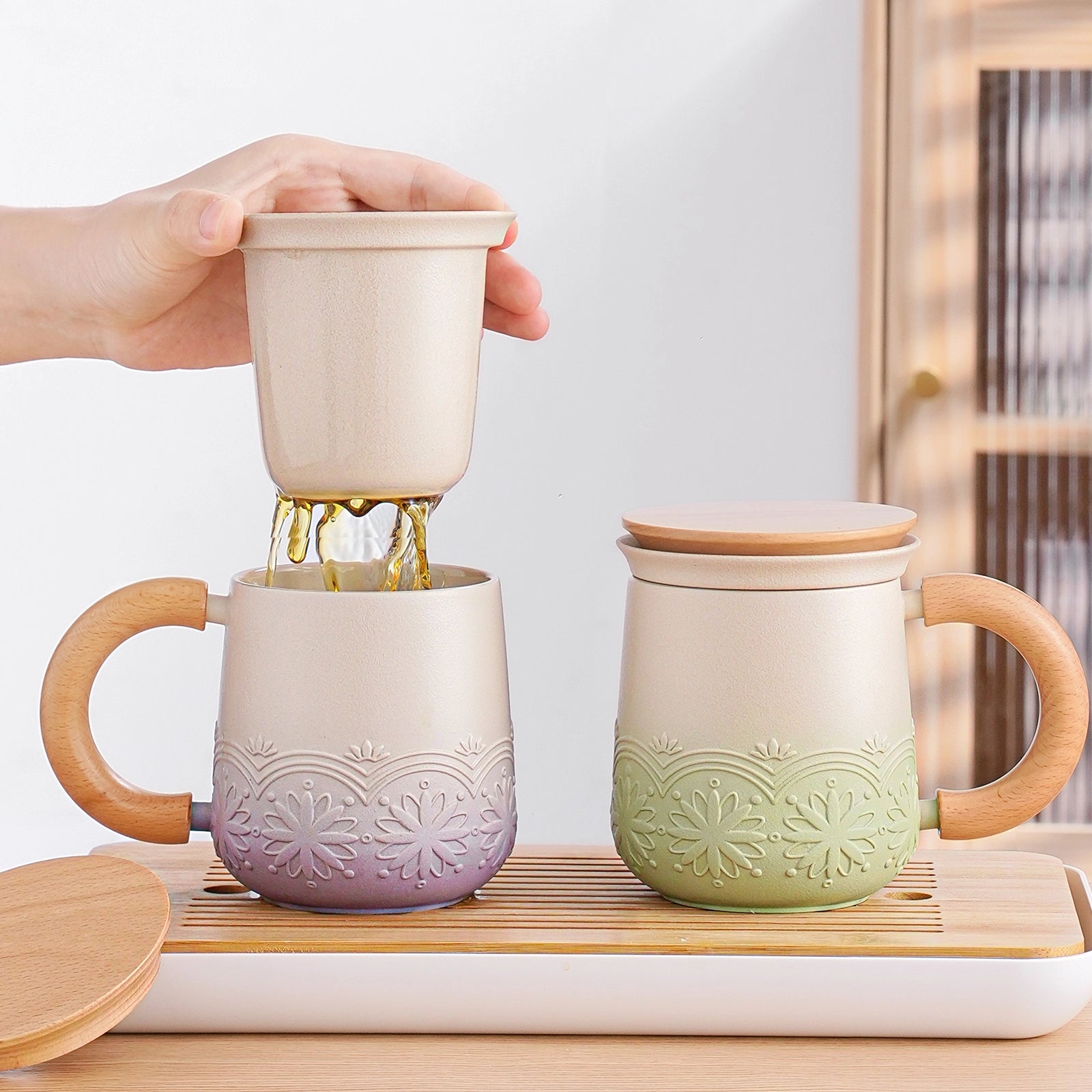 Wooden handle Tea Infuser Mugs 11 Oz Gradient Purple