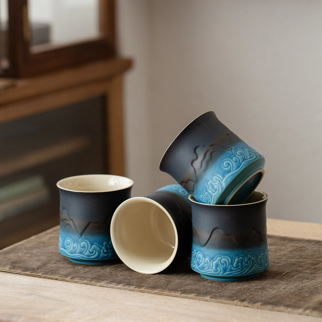 ZENS 8 oz Black &amp; Blue Japanese Tea Set 4 Cups for Tea.