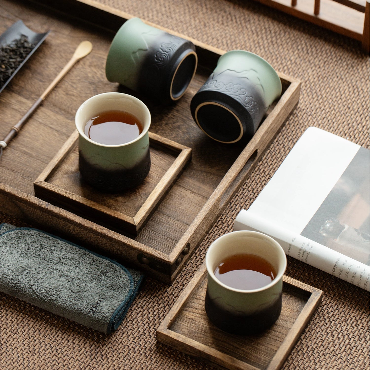 ZENS 4 Japanese Tea Cups Pea Green & Black Tea Set for Adults – ZENSLIVING